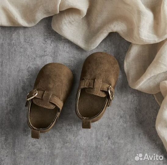 Детские туфли