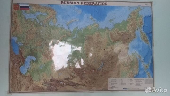Физическая карта Россия ламинированная настенная