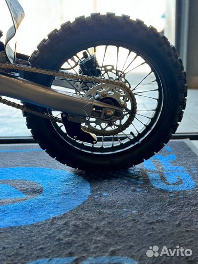 Мотоцикл Кроссовый Apollo RFZ start 125L, 17/14