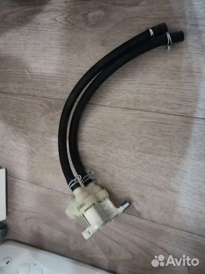 Стиральная машина zanussi ZWG 6100 V