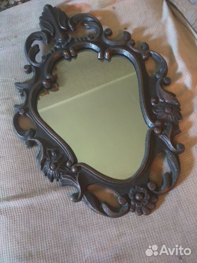 Зеркало настенное б/у,металлическая оправа