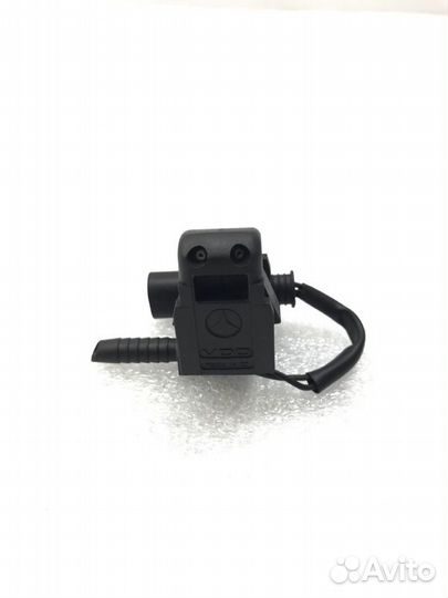 Форсунка стеклоомывателя Mercedes-Benz E-Class