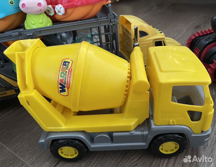 Игрушки коробка