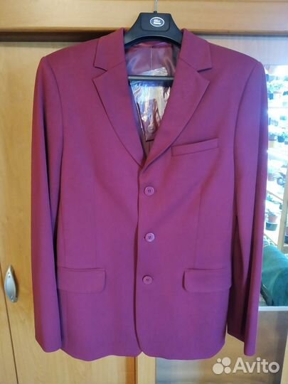 Пиджак новый Desalu