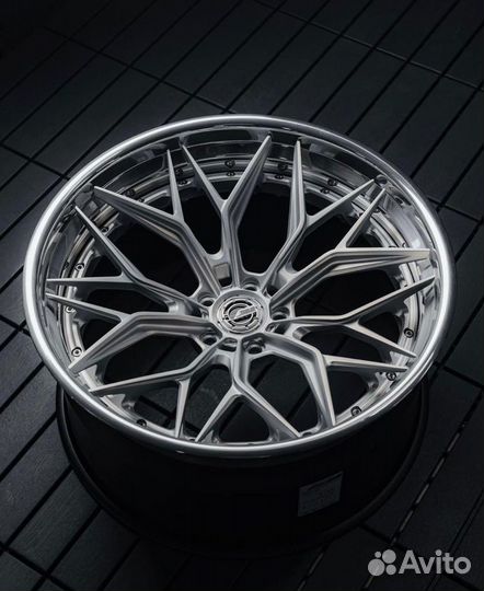 Кованые диски GT Forged R20 на BMW F90 M5, M8