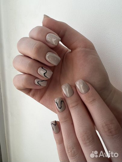 Маникюр педикюр