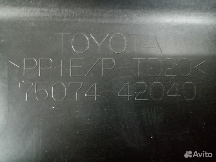 Накладка двери передней левой Toyota RAV4 5 (XA50)