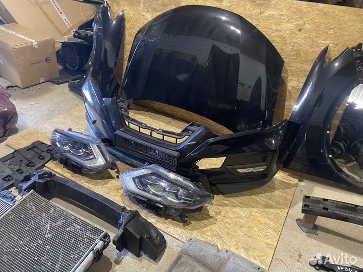 Передняя часть Nissan X-trail T32