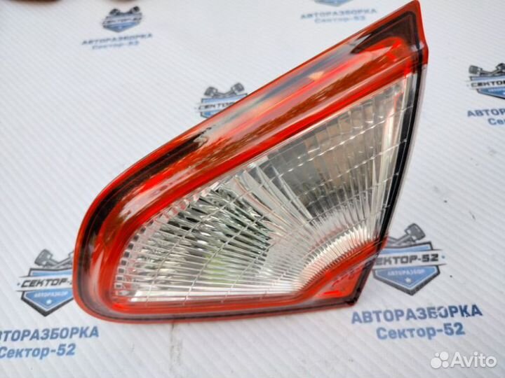 Фонарь задний правый Nissan Qashqai J10