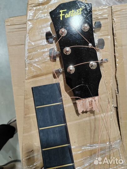 Акустическая гитара 377