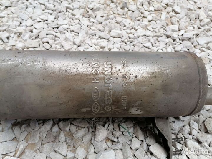 Выхлопная труба глушителя Kia Rio седан