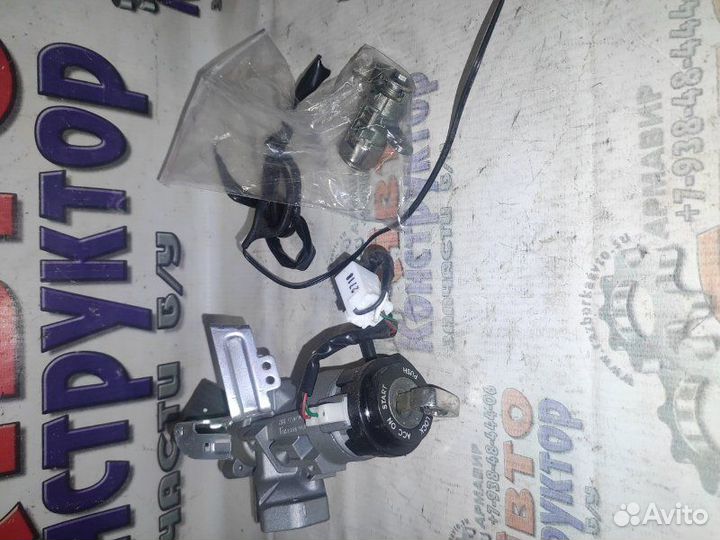 Замок зажигания Hyundai Solaris седан G4FC 2012