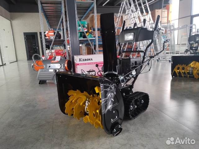 Снегоуборщик бензиновый Champion STT761E