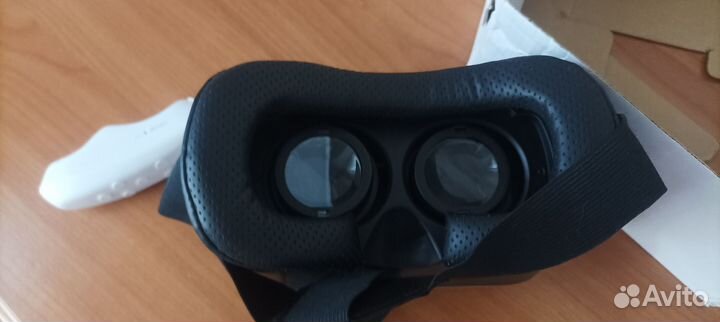 Vr очки с джойстиком