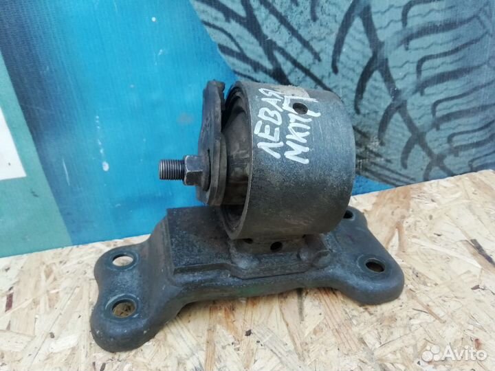 Опора МКПП Mitsubishi Lancer 1.3 мт 2005 седан 9 I