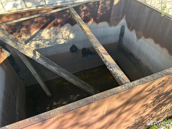 Емкость для воды 4.5 куба