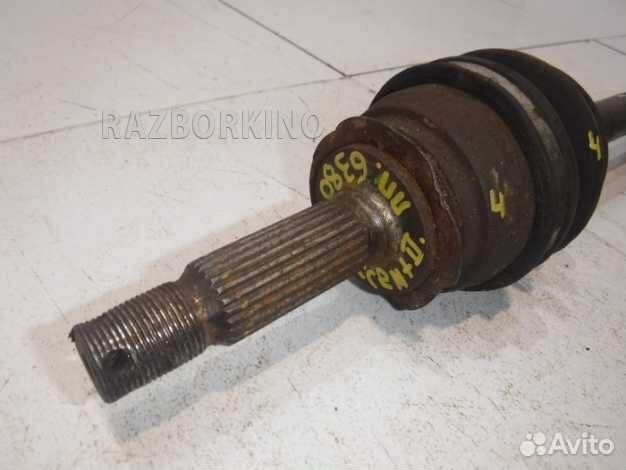 Привод передний правый