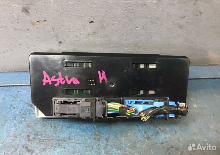 Климат контроль Opel Astra H