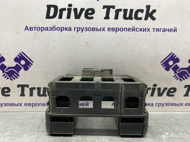 Рамка блока кнопок Mercedes-Benz Actros MP2 евро 5