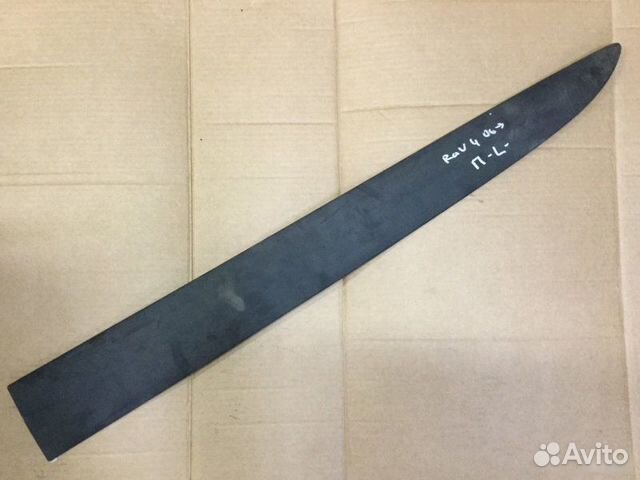 Молдинг двери передней левой Toyota Rav 4