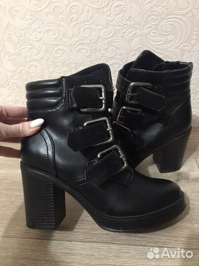 Ботинки женские 38 размера
