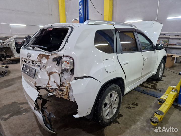 В разборе Nissan Terrano 3 D10 2.0л мт 4WD 29т.км