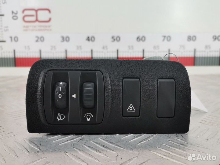 Кнопка корректора фар Renault Megane 2 рест. 2011