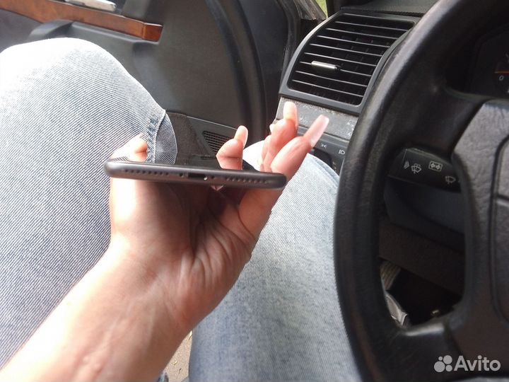 iPhone 8 Plus, 64 ГБ