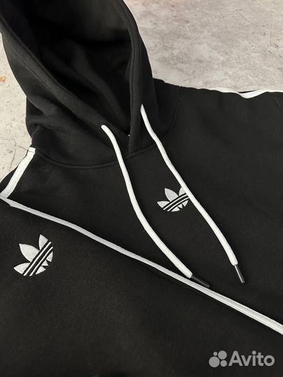 Спортивный костюм Adidas с худи