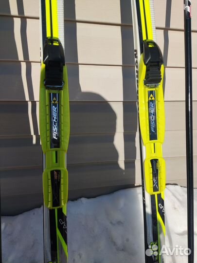 Продам лыжи размер 150 бу
