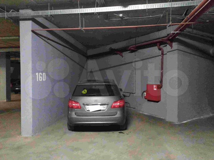 Машиноместо, 14 м²