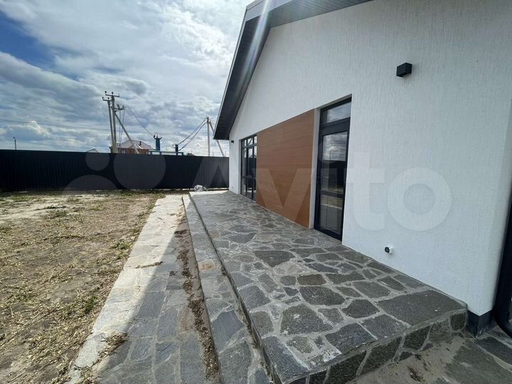 Дом 128 м² на участке 6,5 сот.