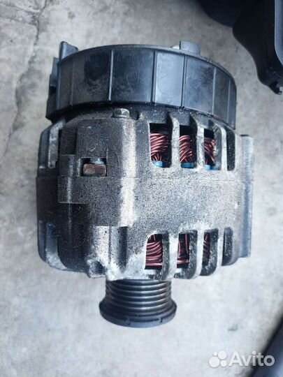 Генератор 1.8 бензин Renault Laguna 2