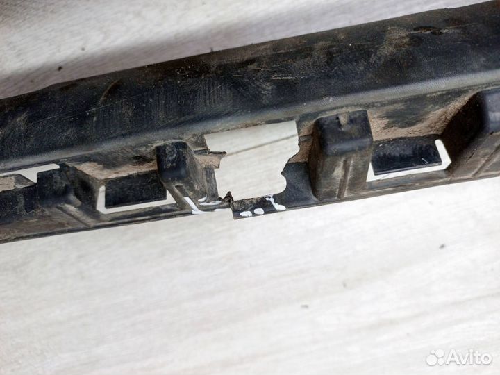 Накладка порога правая Renault Duster