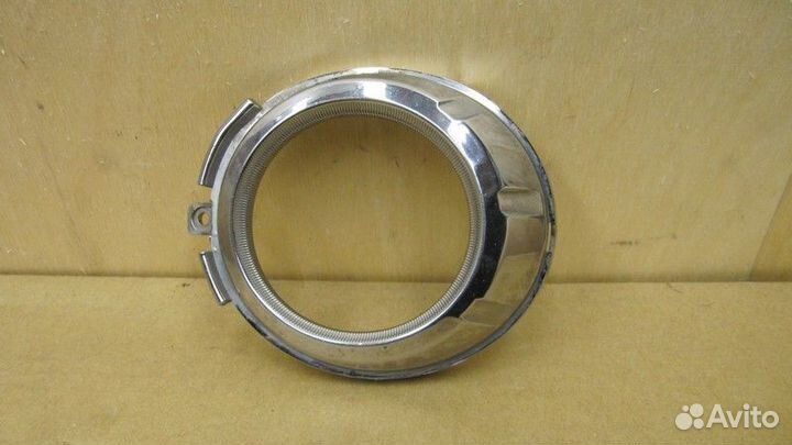 Решётка в бампер левая Toyota Land Cruiser (150) P