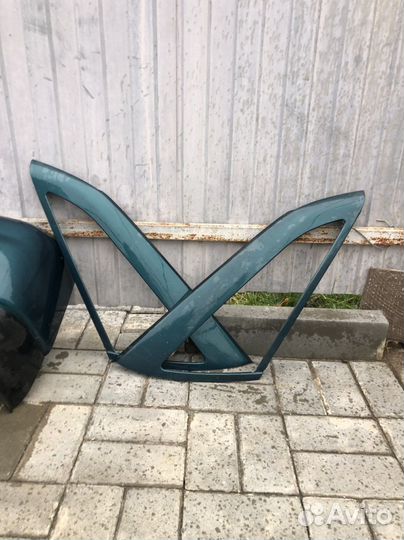 Молдинги на задние ветровики