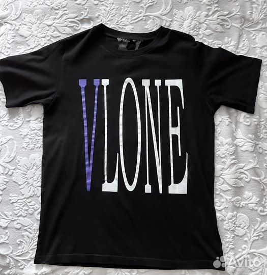 Футболка Vlone
