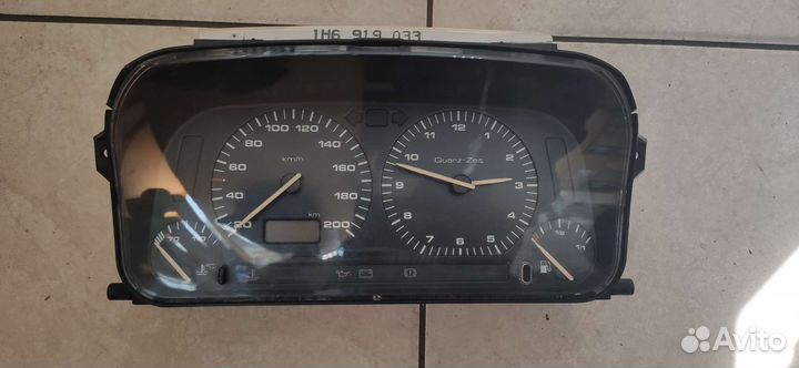 Приборная панель Фольксваген гольф 3