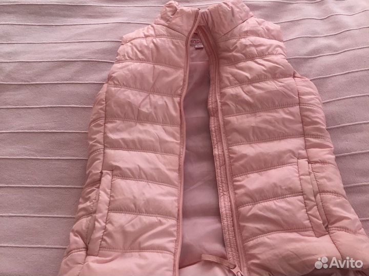 Жилетка для девочки 122 рост
