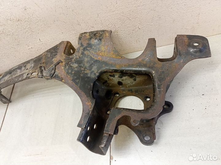 Рычаг задний продольный левый