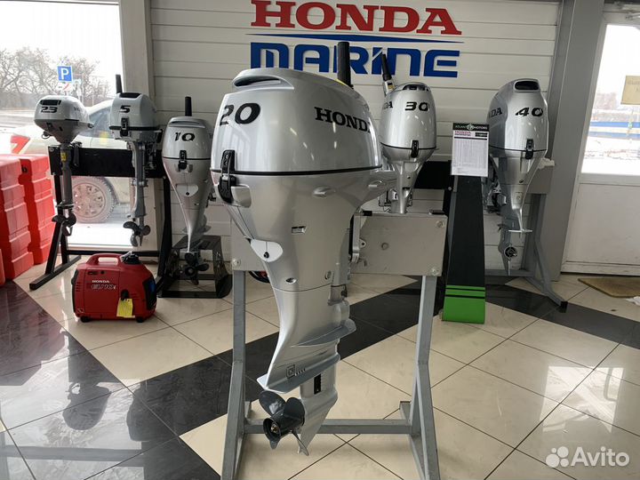 Honda bf 20. Honda bf20dk2 SHSU. Лодочный мотор Honda bf20dk2 Shu. Лодочный мотор Honda 20 резинки корпуса.