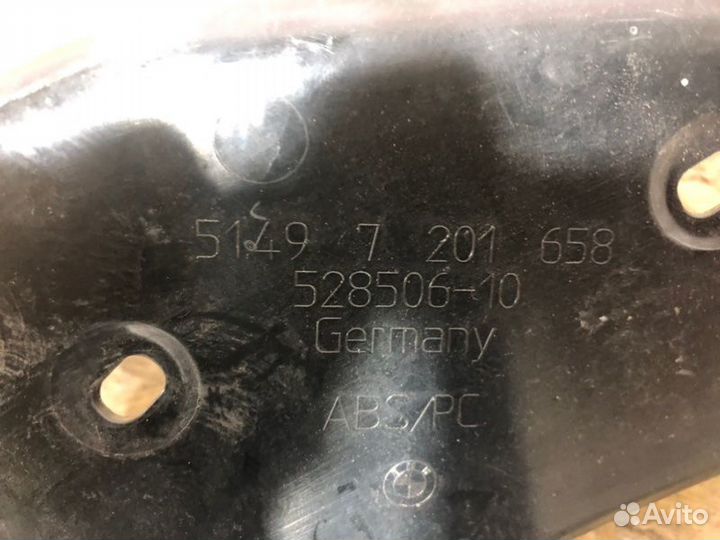 Водосток багажника задний правый Bmw 5-Series F07