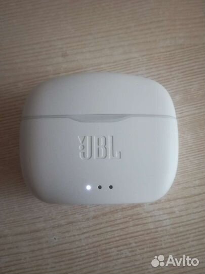 Наушники JBL