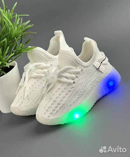 Кроссовки для мальчика и мальчиков