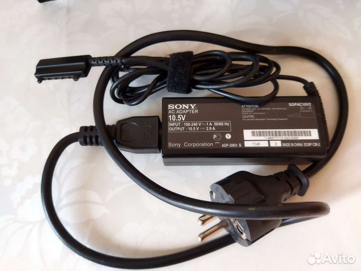 Зарядное устройство Sony ADP-30KH B