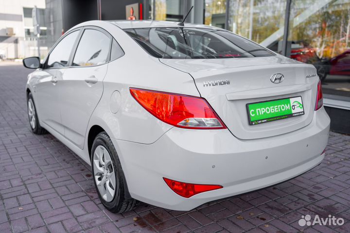 Hyundai Solaris 1.6 МТ, 2015, 30 000 км