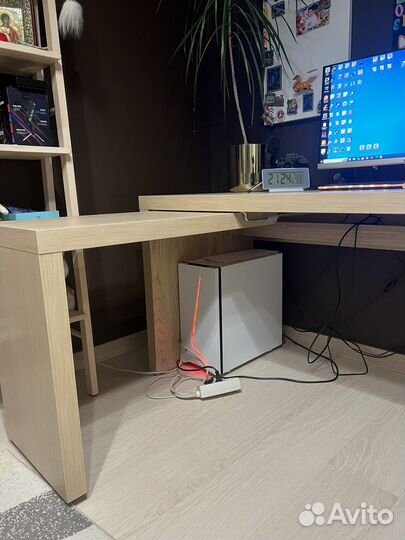 Стол компьютерный икеа мальм