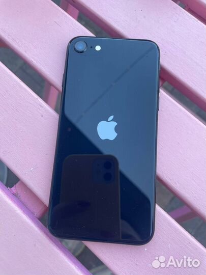 iPhone SE (2022), 128 ГБ