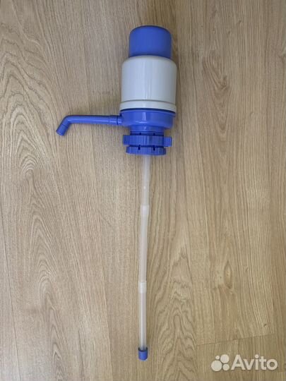 Помпа для воды на бутыль емкостью 19 л