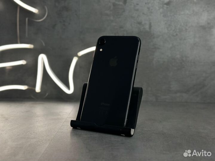 iPhone Xr, 64 ГБ